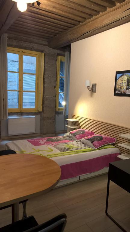 Studio Charme Et Confort Aux Cordeliers Lyon Eksteriør billede
